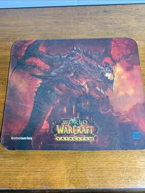 Rare WOW Large Mouse pad Cataclysm  2010